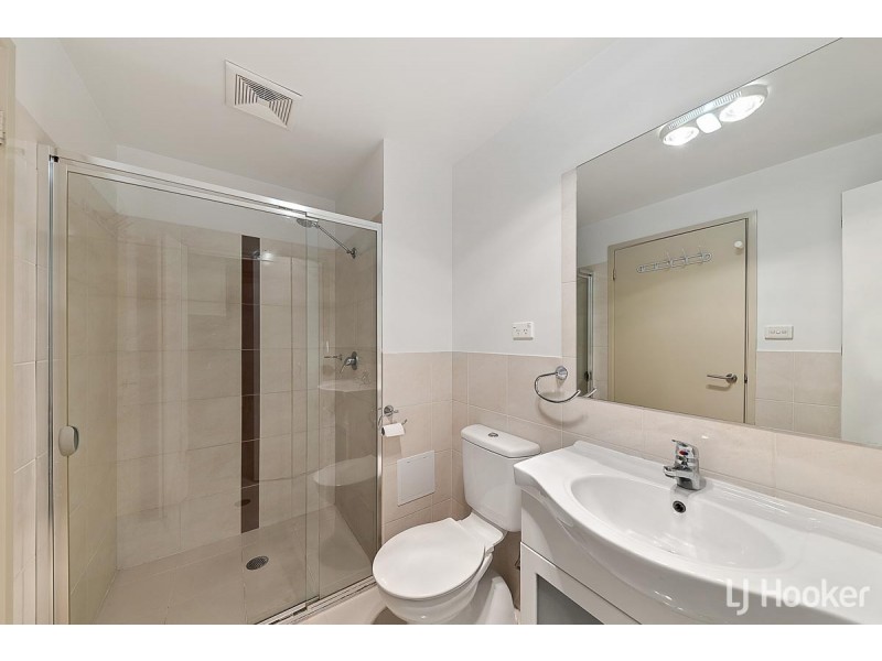17/2 Eardley Street, Bruce ACT 2617