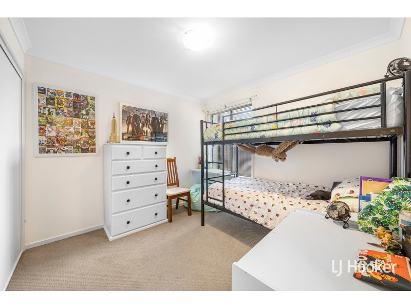 4 Rowland Street, Macgregor ACT 2615