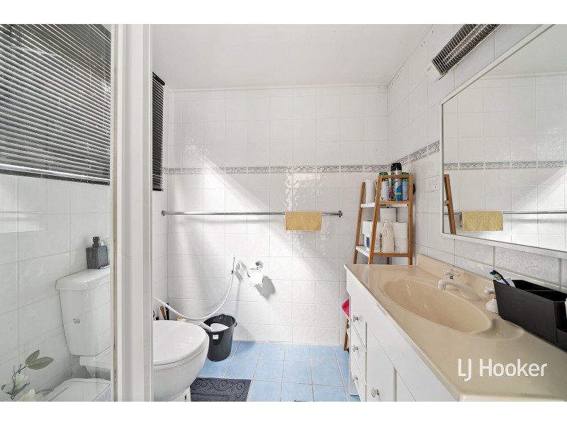 4 Seccombe Place, Macgregor ACT 2615