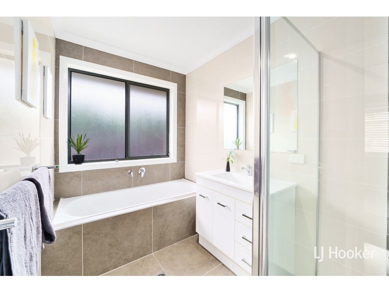 6 Len Barratt Street, Bonner ACT 2914