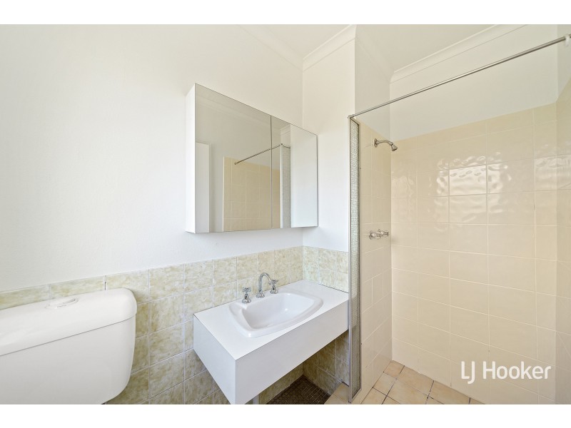 1/32 Springvale Drive, Hawker ACT 2614