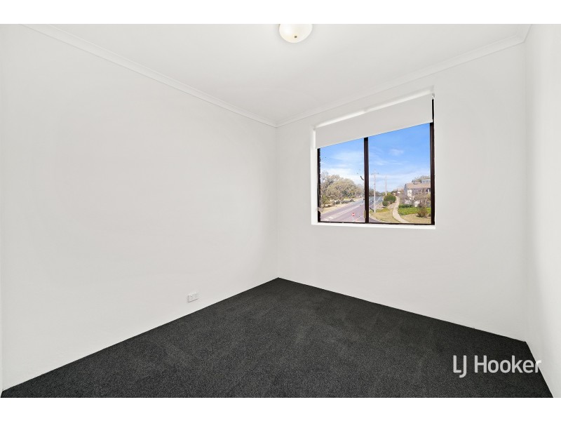 1/32 Springvale Drive, Hawker ACT 2614