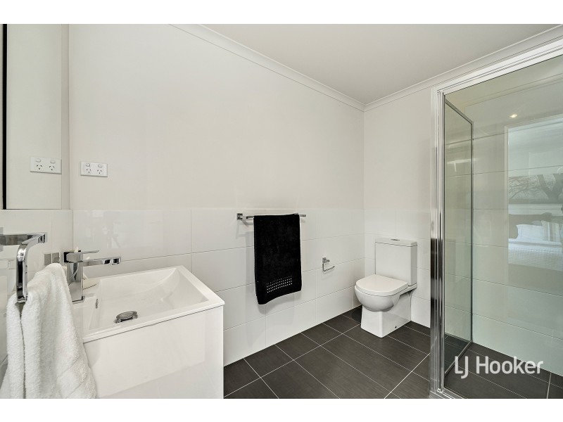 23D Narrambla Terrace, Lawson ACT 2617