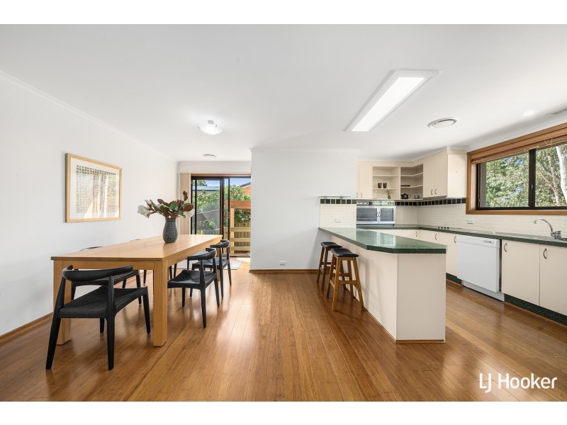 218 Southern Cross Drive, Latham ACT 2615