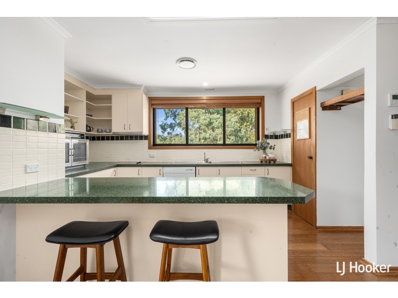 218 Southern Cross Drive, Latham ACT 2615