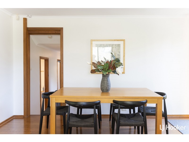 218 Southern Cross Drive, Latham ACT 2615