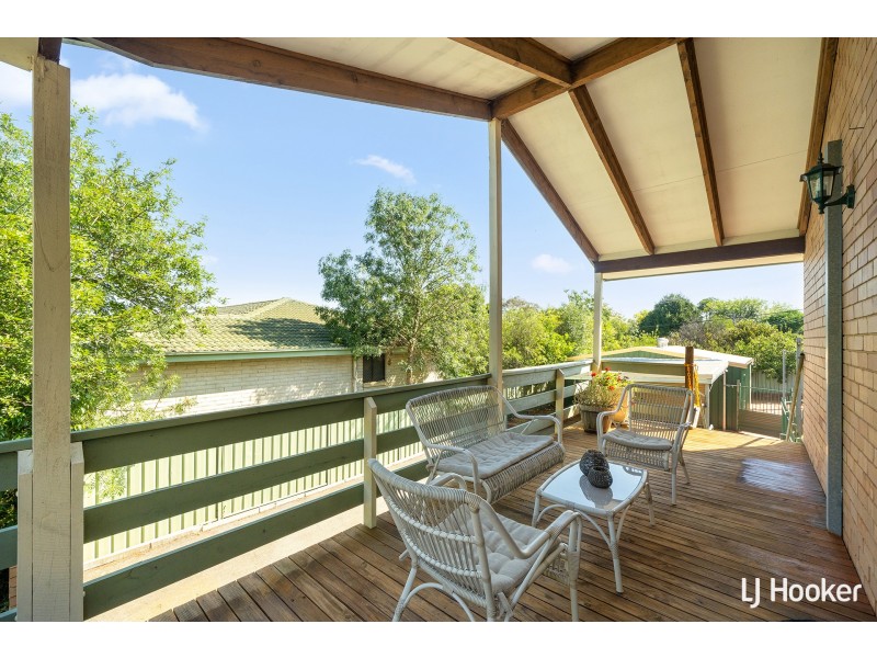 218 Southern Cross Drive, Latham ACT 2615