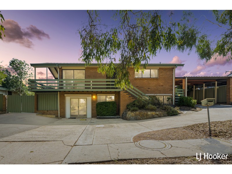 218 Southern Cross Drive, Latham ACT 2615