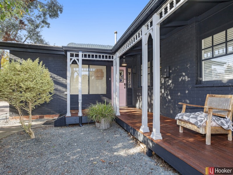 16 Banfield Street, Downer ACT 2602