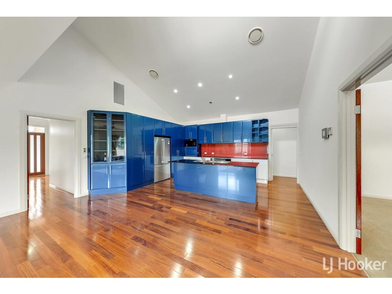 45 Jeanne Young Circuit, Mckellar ACT 2617