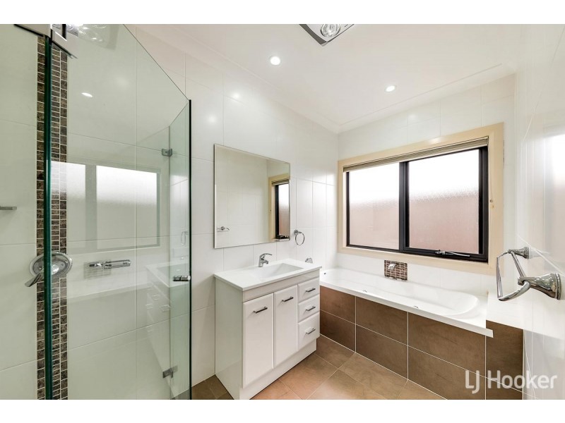 45 Jeanne Young Circuit, Mckellar ACT 2617