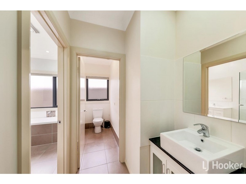 45 Jeanne Young Circuit, Mckellar ACT 2617