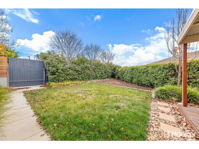 12 Boelke Place, Macgregor ACT 2615