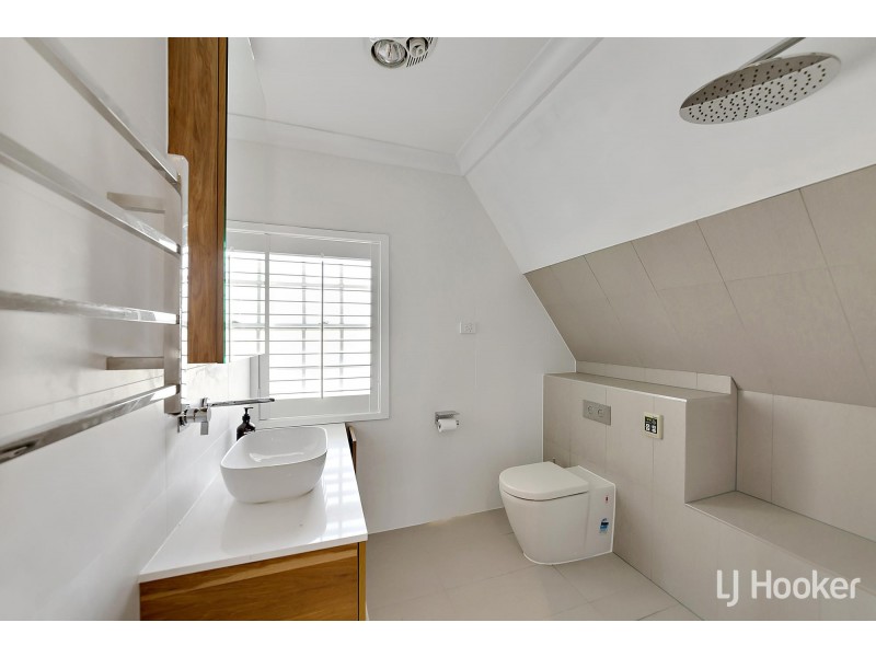 16 Wagga Street, Farrer ACT 2607