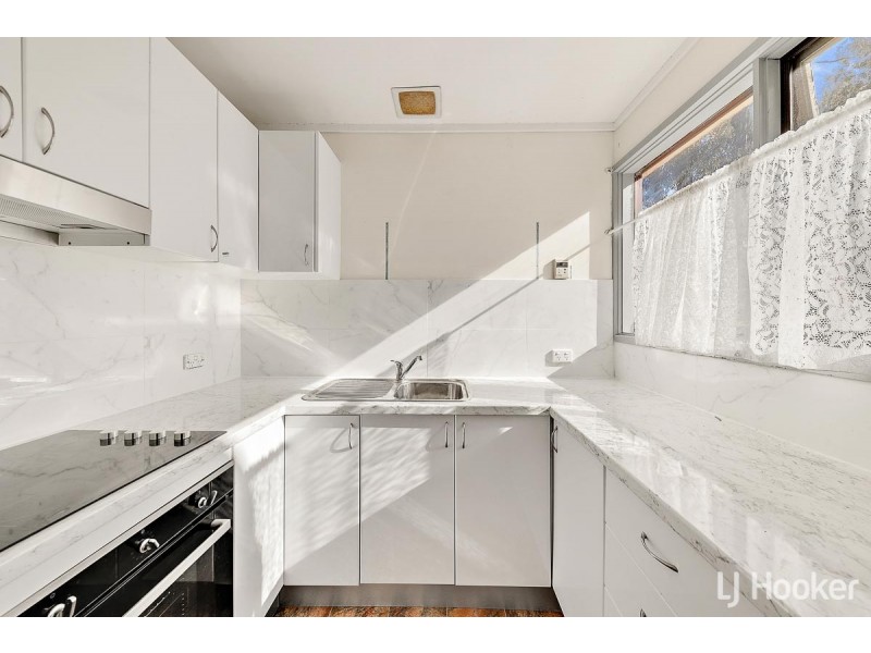 21 Geeves Court, Charnwood ACT 2615