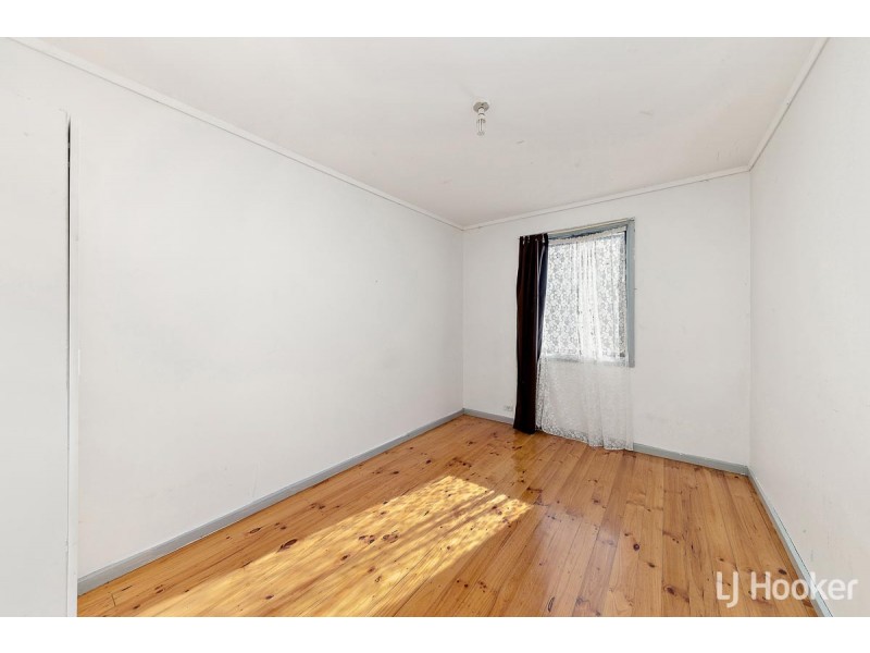 21 Geeves Court, Charnwood ACT 2615