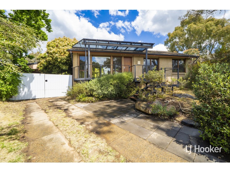 5 Moy Place, Macquarie ACT 2614