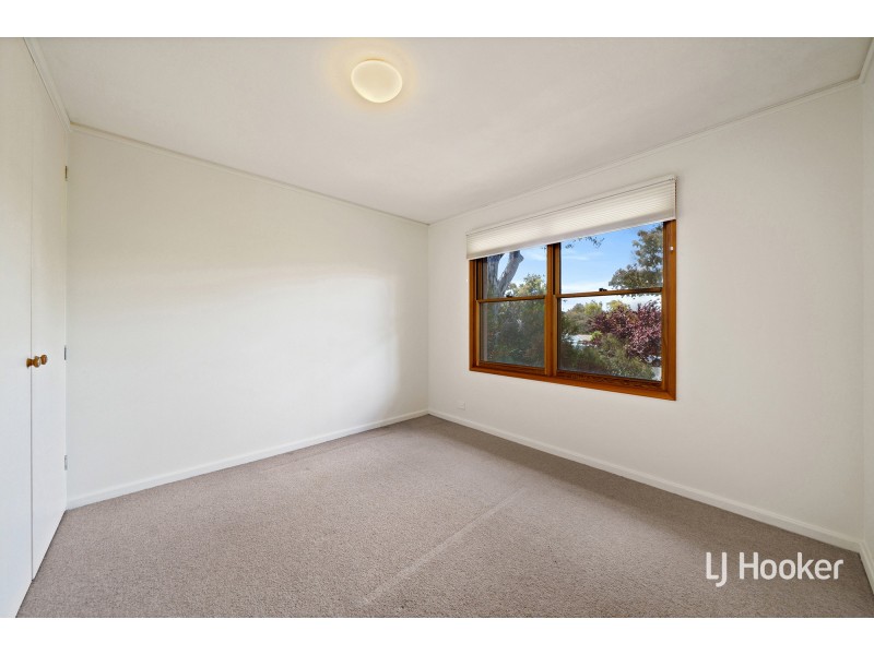5 Moy Place, Macquarie ACT 2614