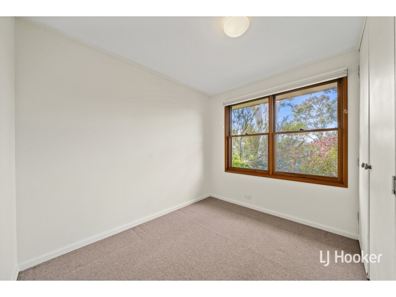 5 Moy Place, Macquarie ACT 2614