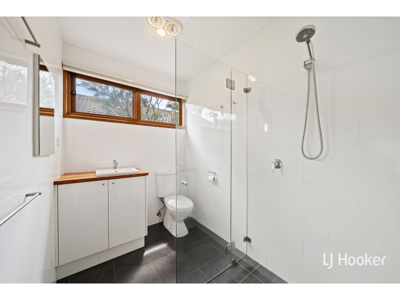 5 Moy Place, Macquarie ACT 2614