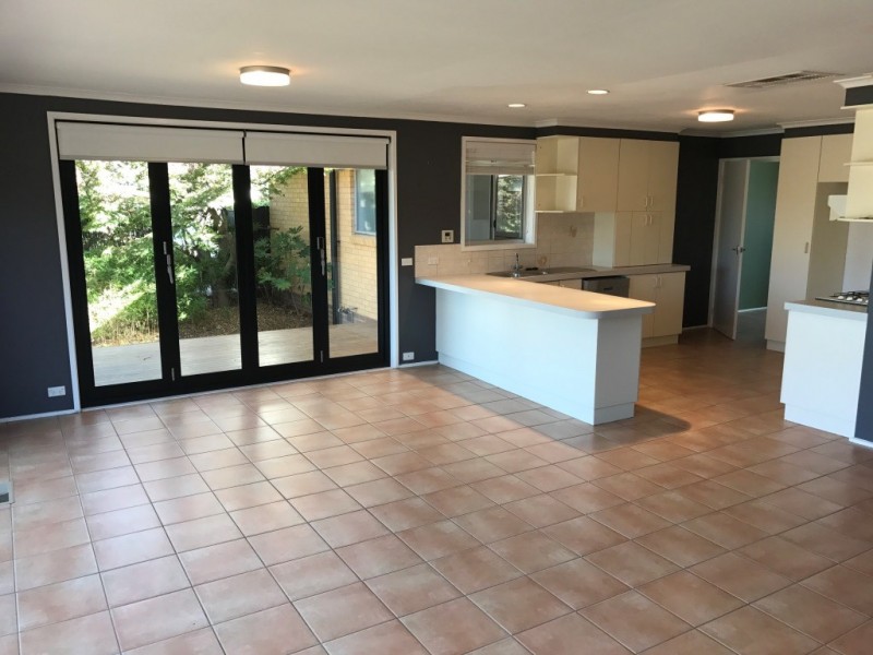 3 LLoyd Place, Kambah ACT 2902