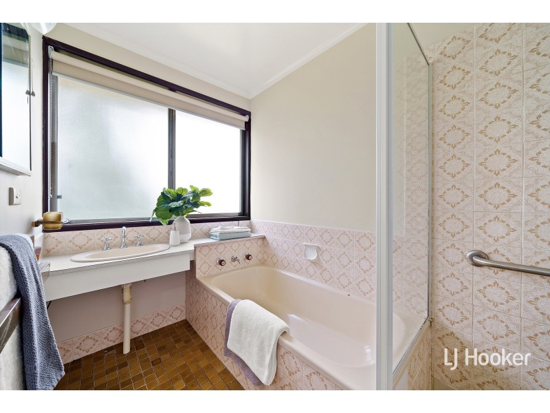 6 Loddon Street, Kaleen ACT 2617