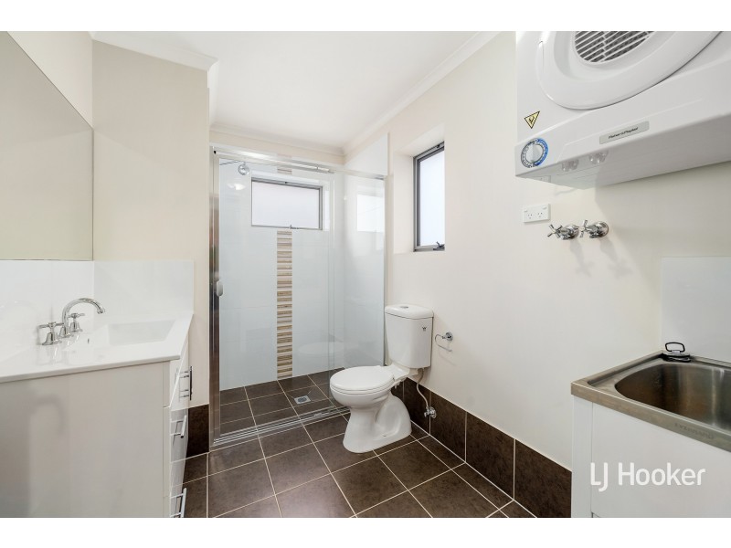 18/75 Elizabeth Jolley Crescent, Franklin ACT 2913