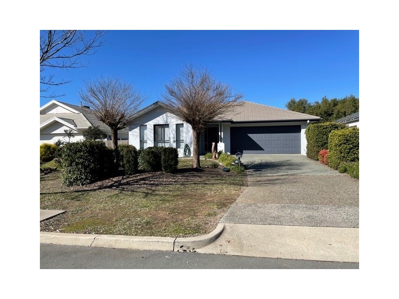 11 Drummer Streeet, Harrison ACT 2914