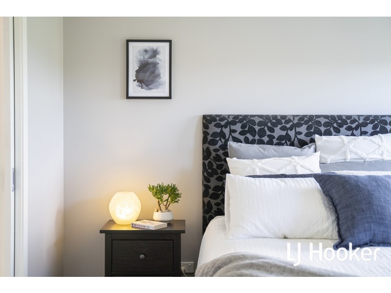 58 Hilda Kincaid Crescent, Macgregor ACT 2615