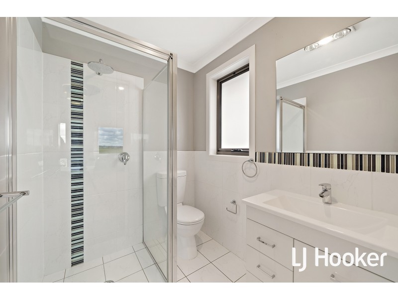 58 Hilda Kincaid Crescent, Macgregor ACT 2615