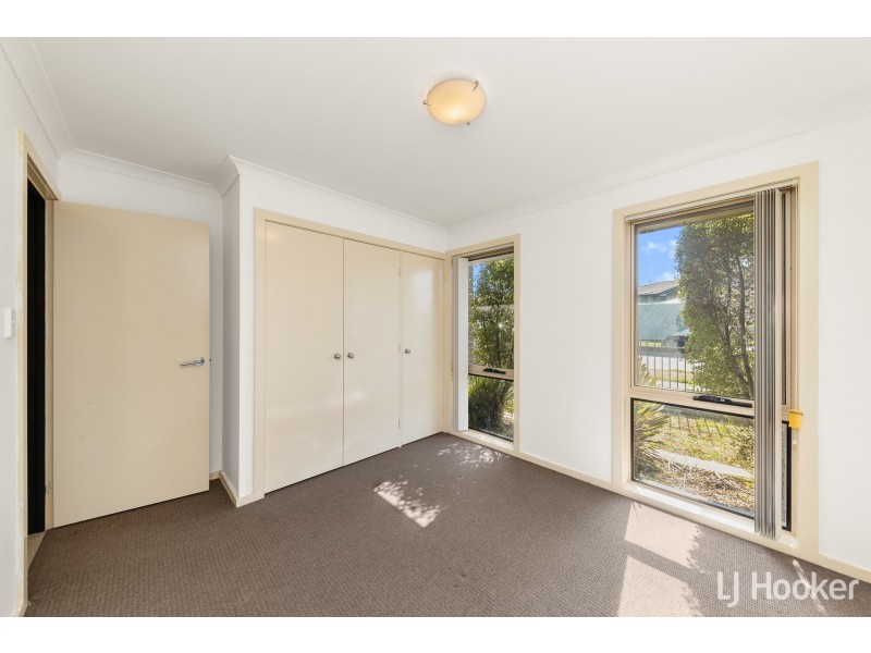 24 Salisbury Street, Casey ACT 2913