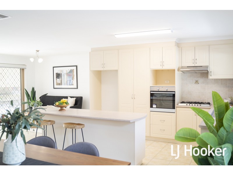 11 Hedger Street, Dunlop ACT 2615