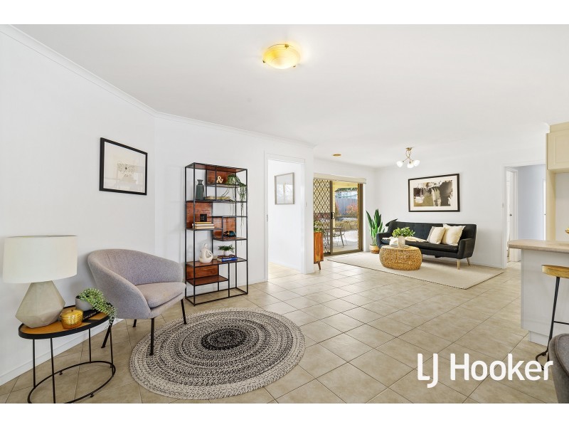 11 Hedger Street, Dunlop ACT 2615