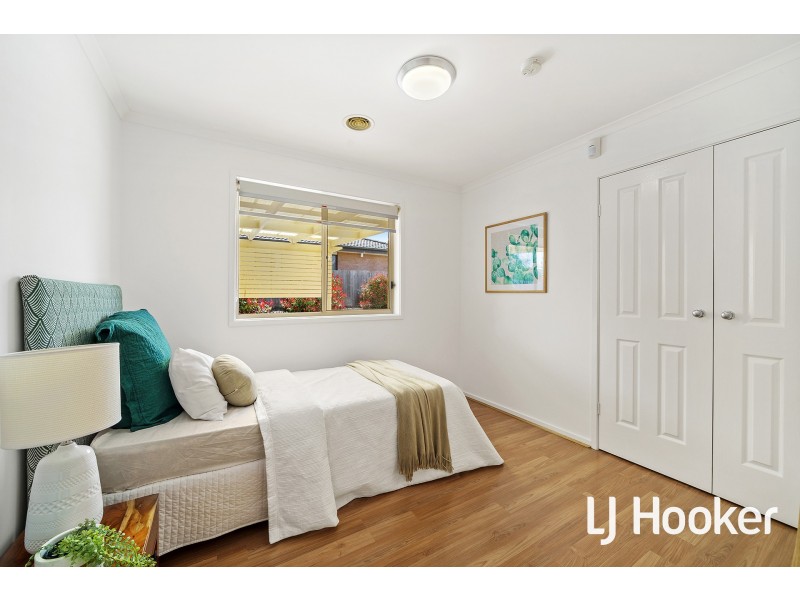 11 Hedger Street, Dunlop ACT 2615