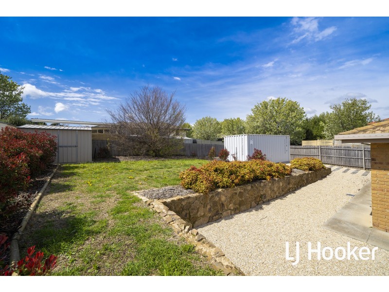 11 Hedger Street, Dunlop ACT 2615