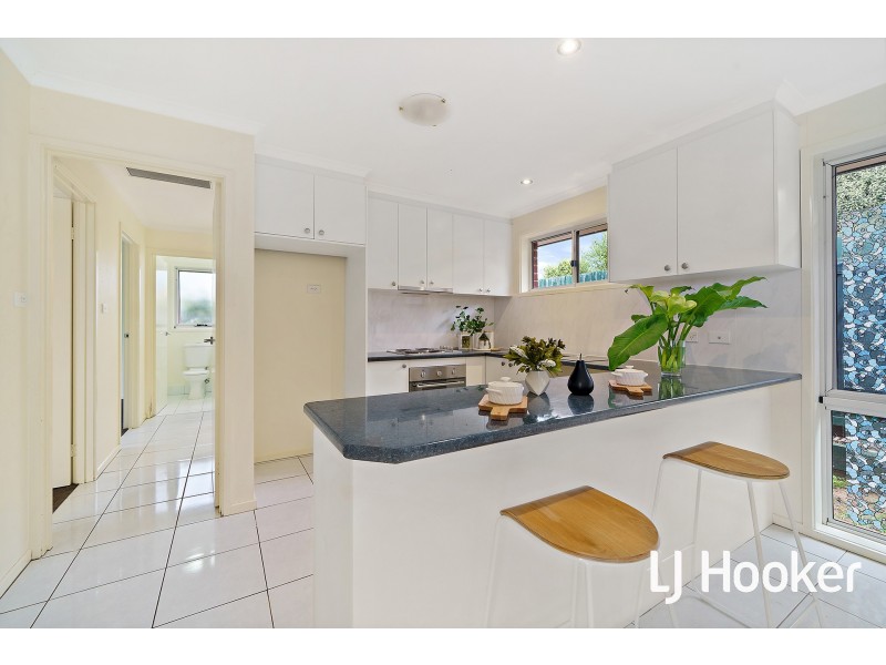 34 Rowland Street, Macgregor ACT 2615