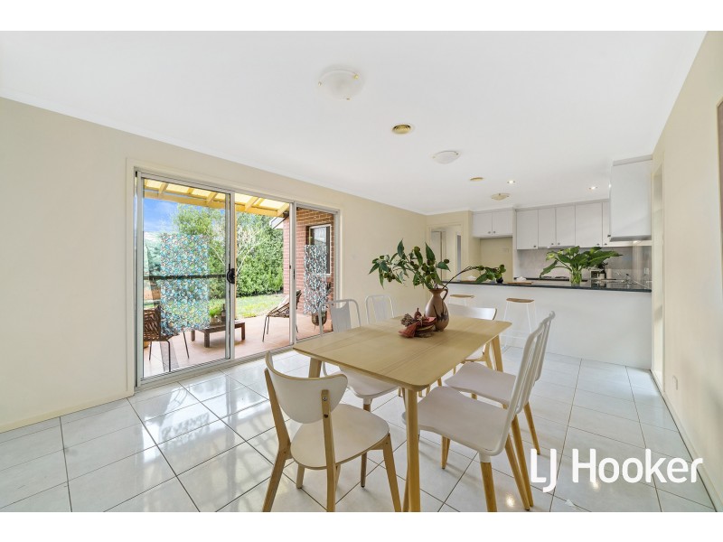 34 Rowland Street, Macgregor ACT 2615