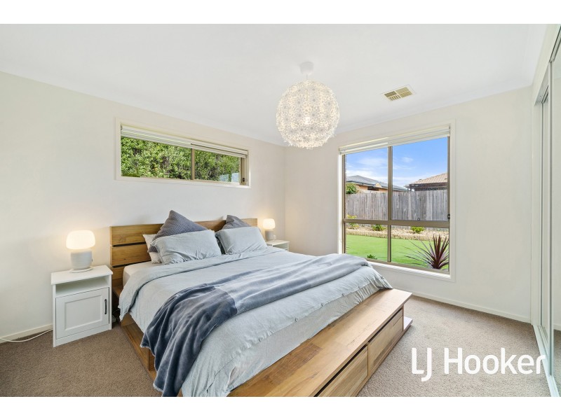 7 Audrey Cahn Street, Macgregor ACT 2615