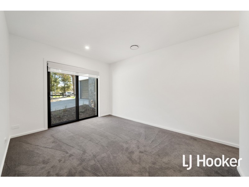 2/26 Hedland Circuit, Flynn ACT 2615