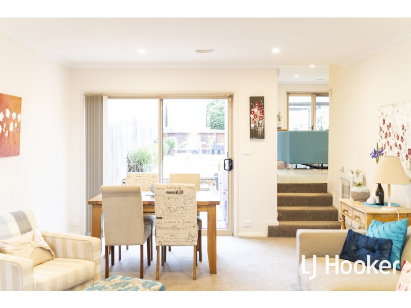 26 Siroset Close, Dunlop ACT 2615