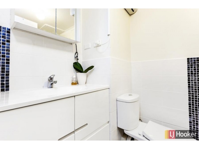 6/32 Springvale Drive, Hawker ACT 2614