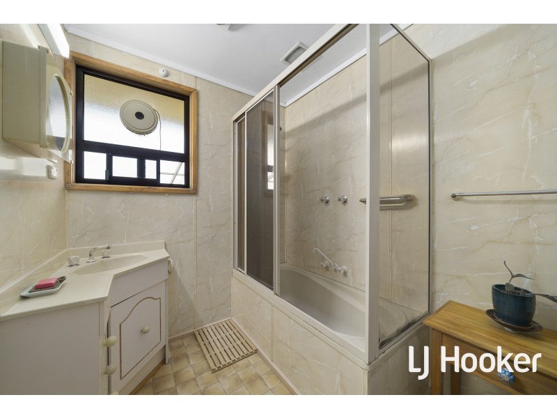 33 Pickworth Street, Holt ACT 2615