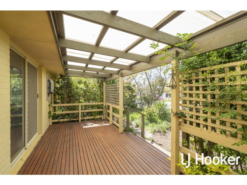 33 Pickworth Street, Holt ACT 2615