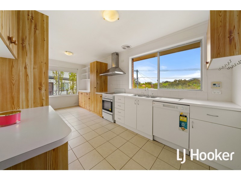 17 Glenorchy Street, Lyons ACT 2606