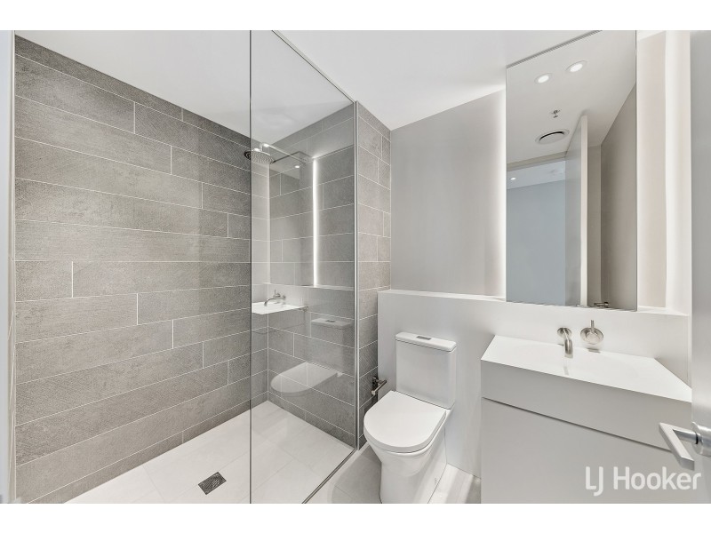 1102/161 Emu Bank, Belconnen ACT 2617