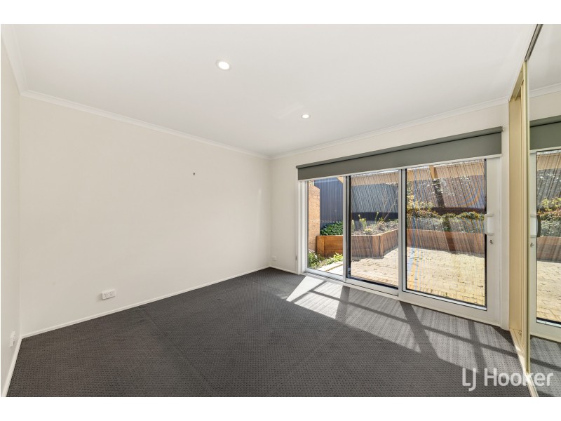 3 Summerville Crescent, Florey ACT 2615