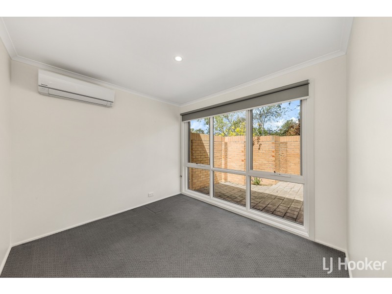 3 Summerville Crescent, Florey ACT 2615