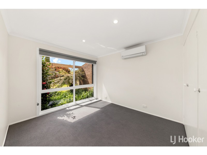 3 Summerville Crescent, Florey ACT 2615
