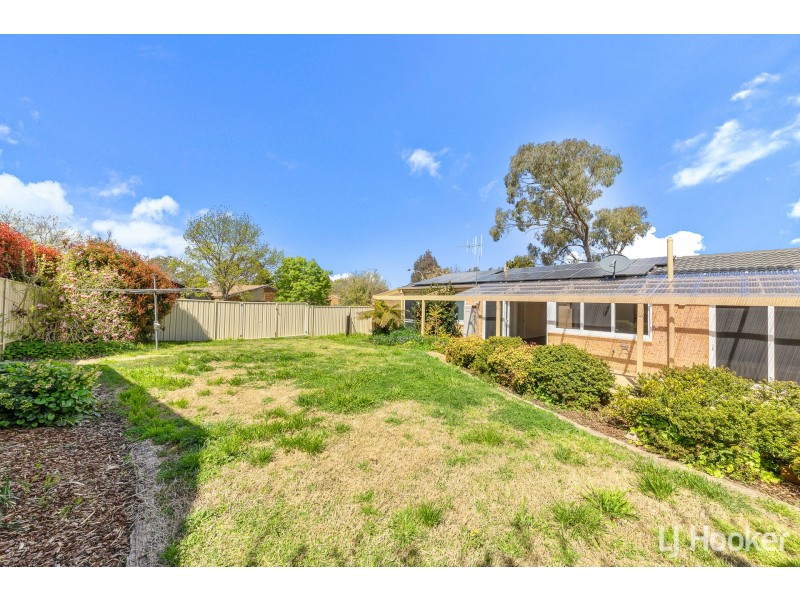 3 Summerville Crescent, Florey ACT 2615