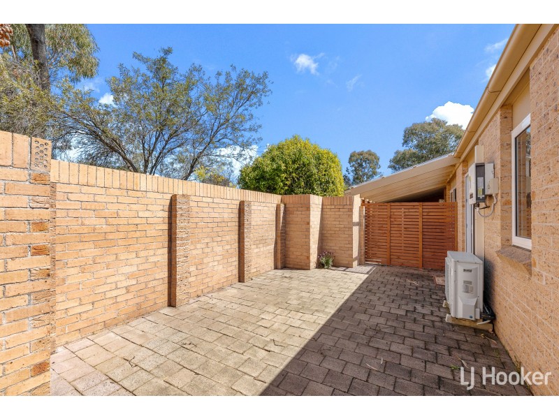 3 Summerville Crescent, Florey ACT 2615
